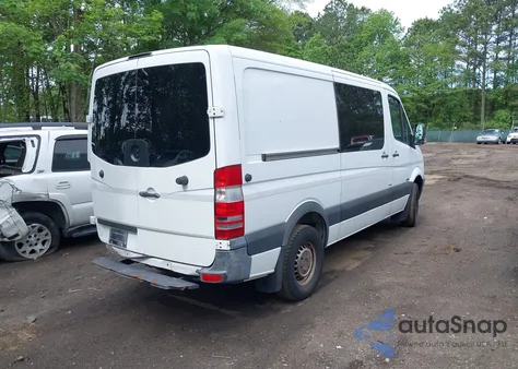 2012 Mercedes-Benz Sprinter 2500 Normal Roof из США, поврежденный, VIN WD3PE7CC8C5725247